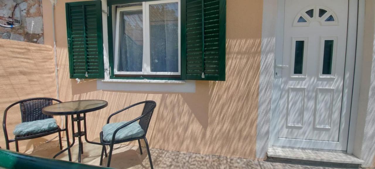 Apartments Lucky Lozovac Exterior foto