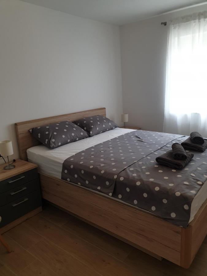 Apartments Lucky Lozovac Exterior foto